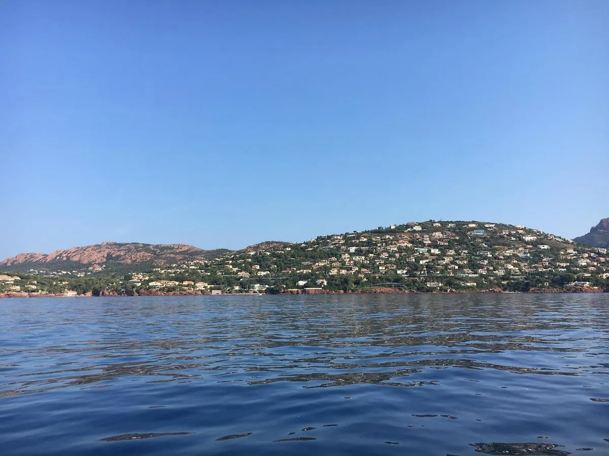 Appartement Cap Esterel Climatise Vue Mer Saint-Raphaël Apartamento